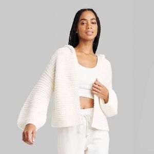 NWT Sz M Wild Fable Slouchy white sweater